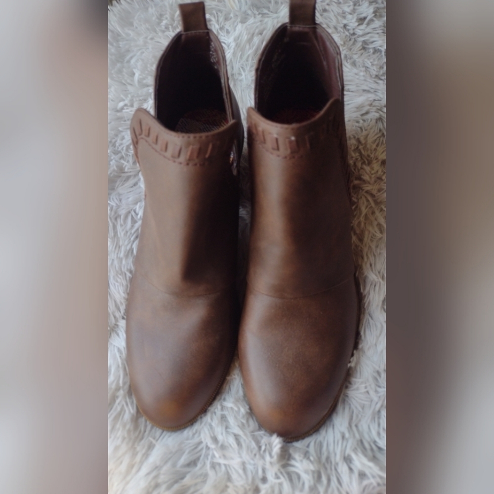 Hot Tomato Booties